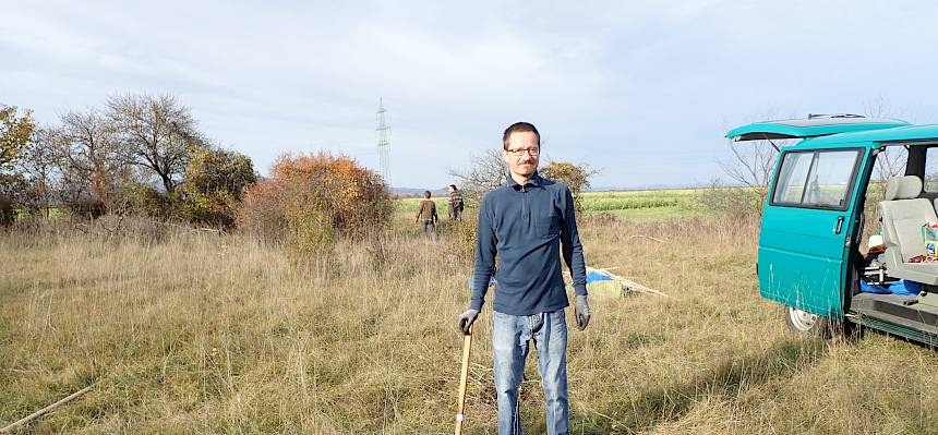 Wo es möglich ist, wird der Liguster gleich ausgehackt.